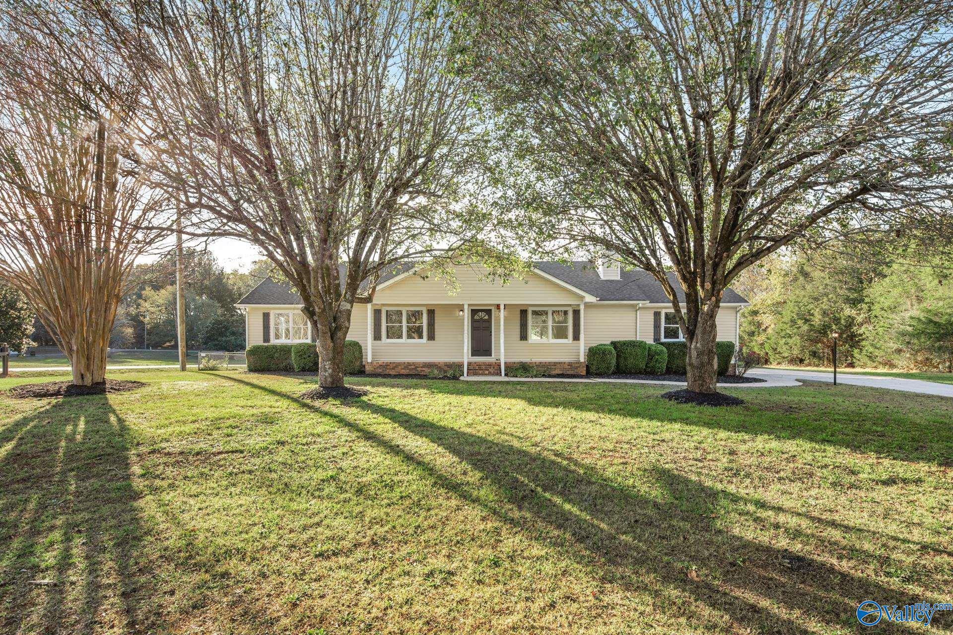 185 Cathy Drive, New Market, Alabama image 4