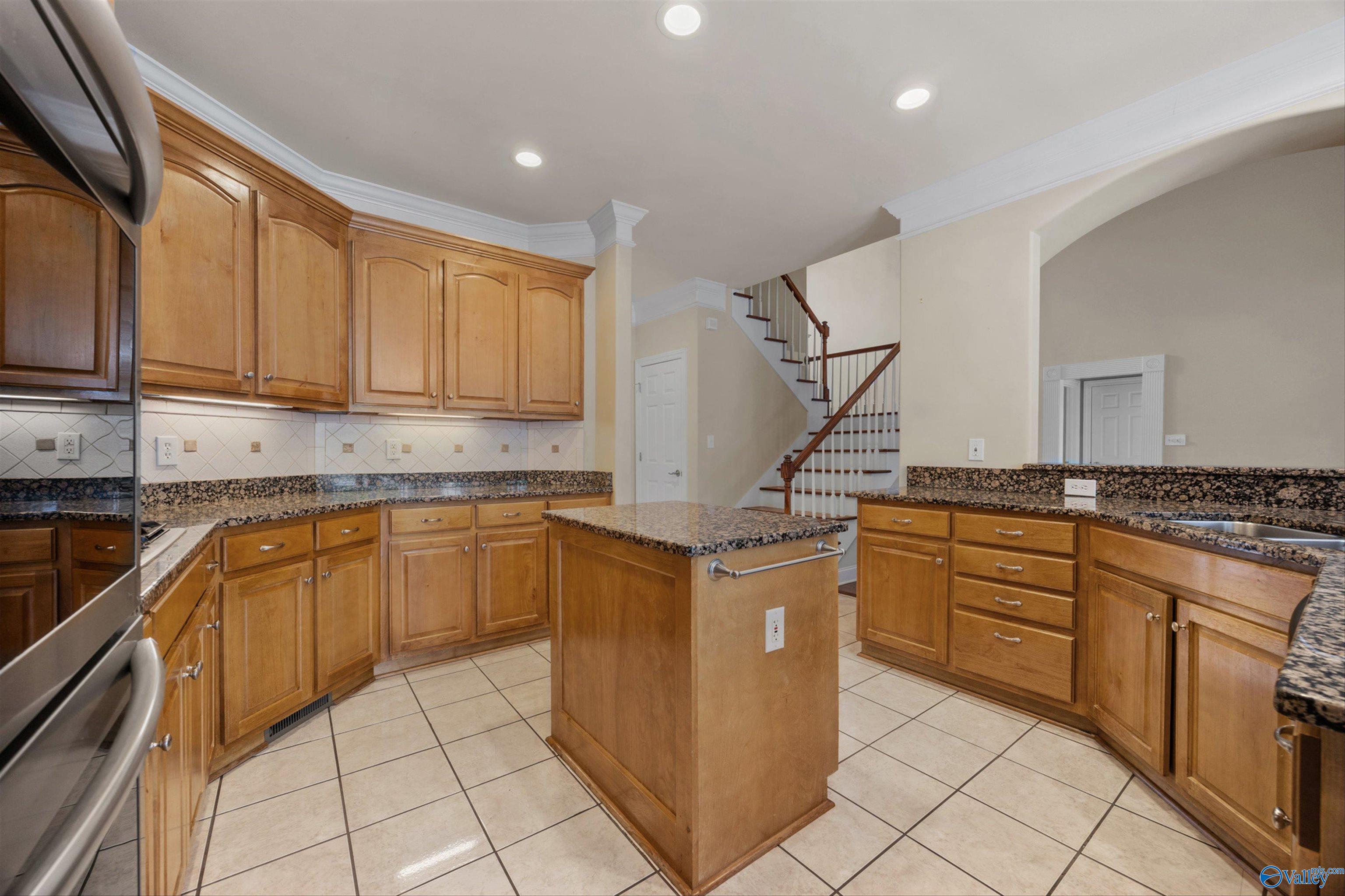 705 Marina Park Drive, Huntsville, Alabama image 9