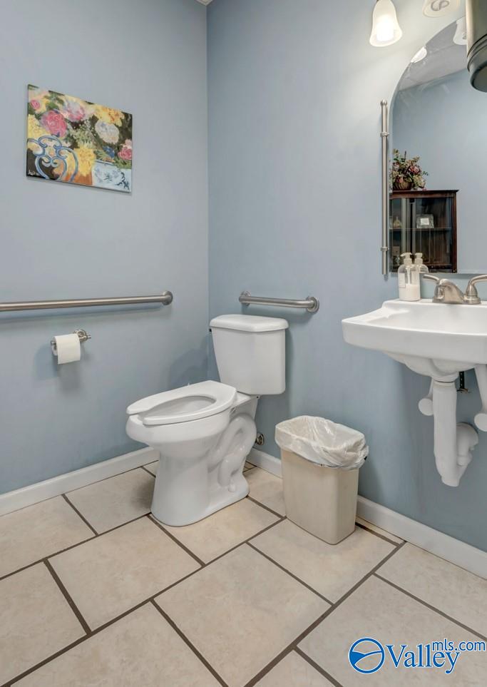 Scottsboro, Alabama 35768, United States, ,2 BathroomsBathrooms,Commercial,Active,63477