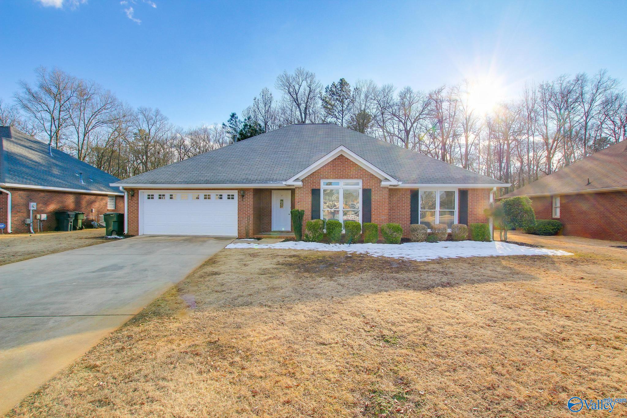 2623 Allerton Circle, Decatur, Alabama image 1