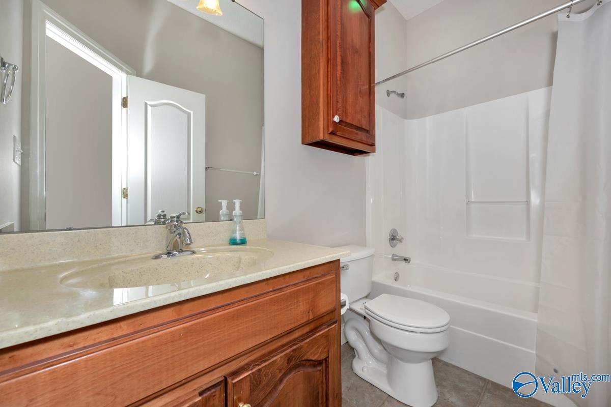 24664 Richmond Drive, Athens, Alabama image 41