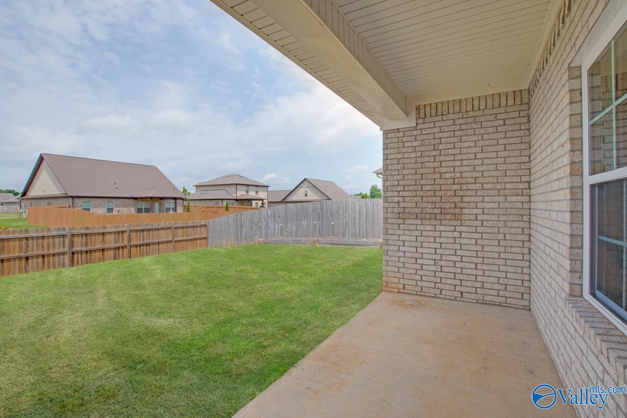 108 Ivy Vine Drive, Toney, Alabama image 25