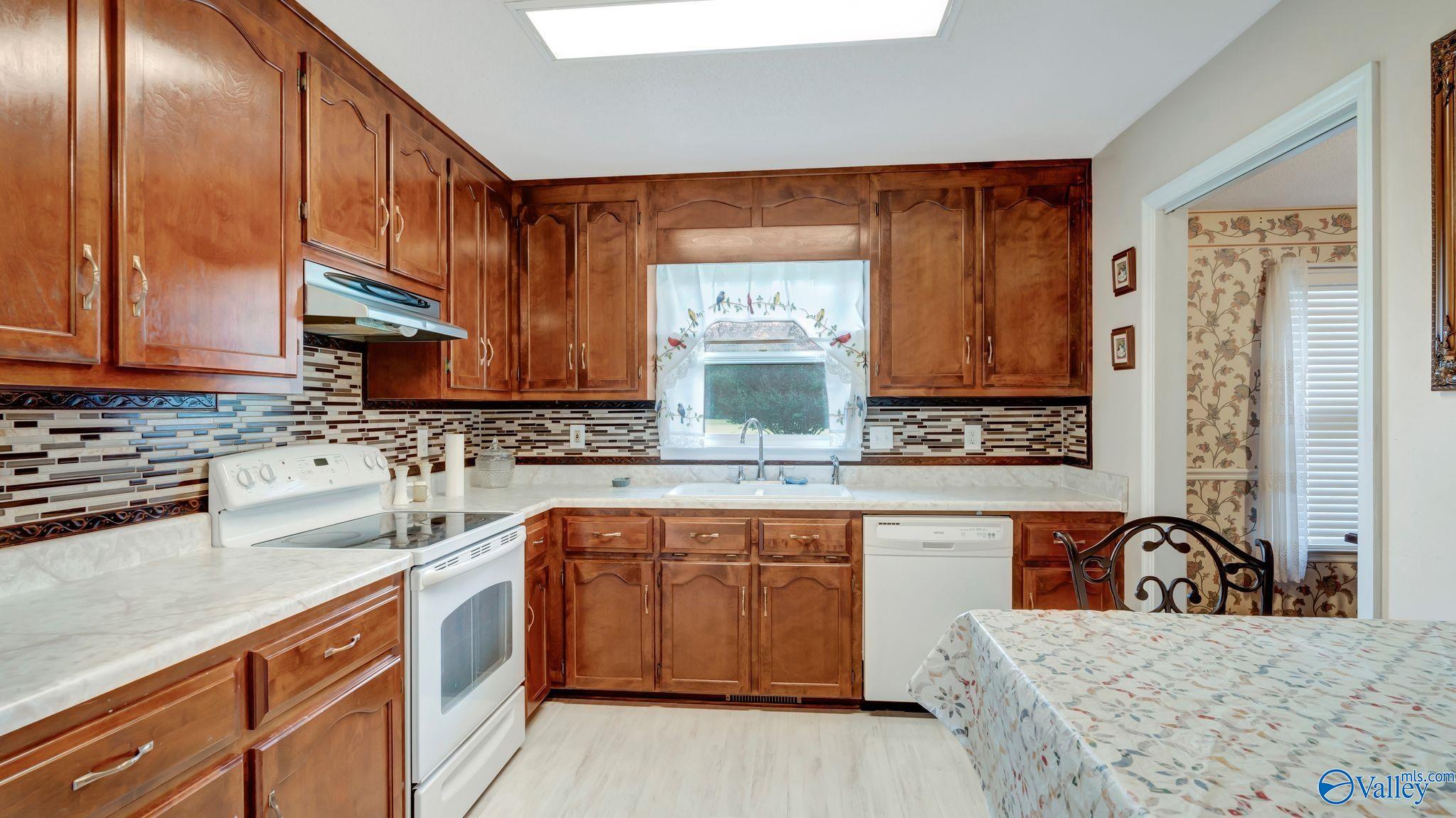 565 Joe Quick Road, Hazel Green, Alabama image 17