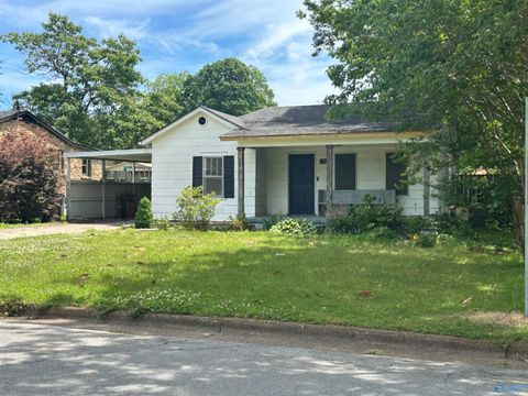 Homes For Sale - 1110 10th Avenue<br/> Morgan County, Decatur, AL 35603