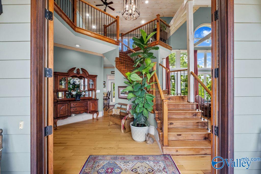 1550 Scenic Drive