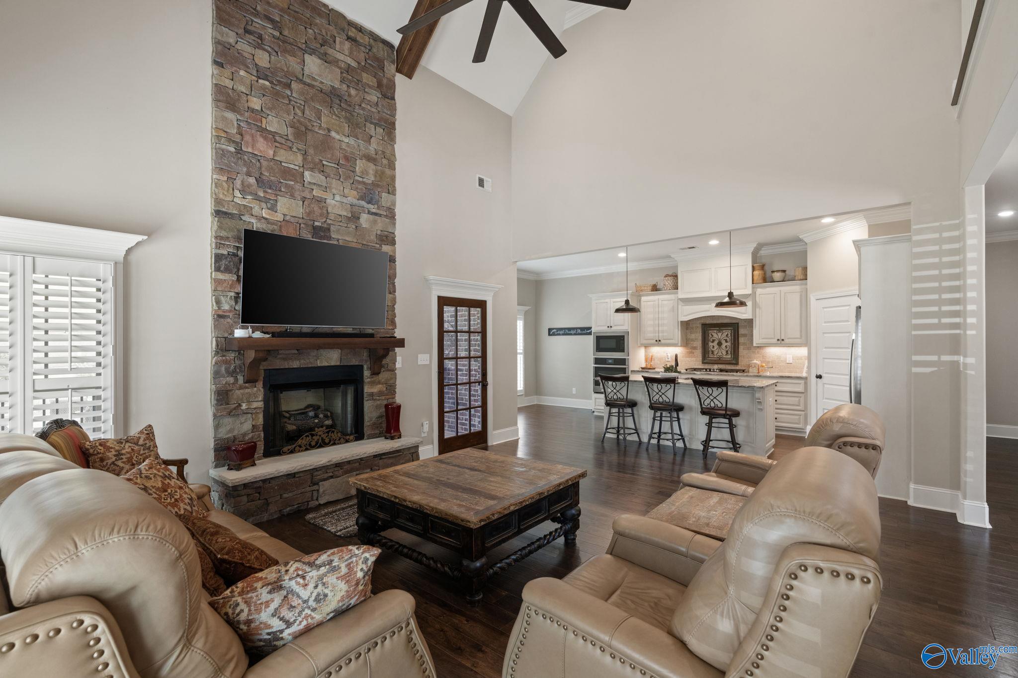 22913 Cherry Hills Lane, Athens, Alabama image 11