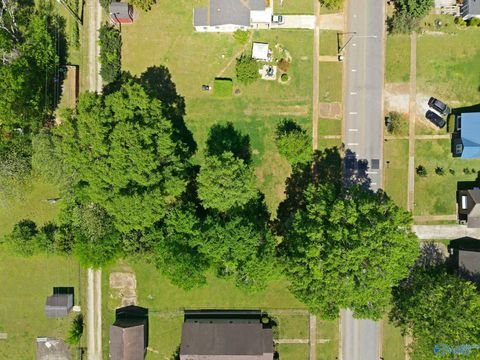 Vacant Land For Sale - 209 Memorial Drive<br/> Decatur, AL 35601