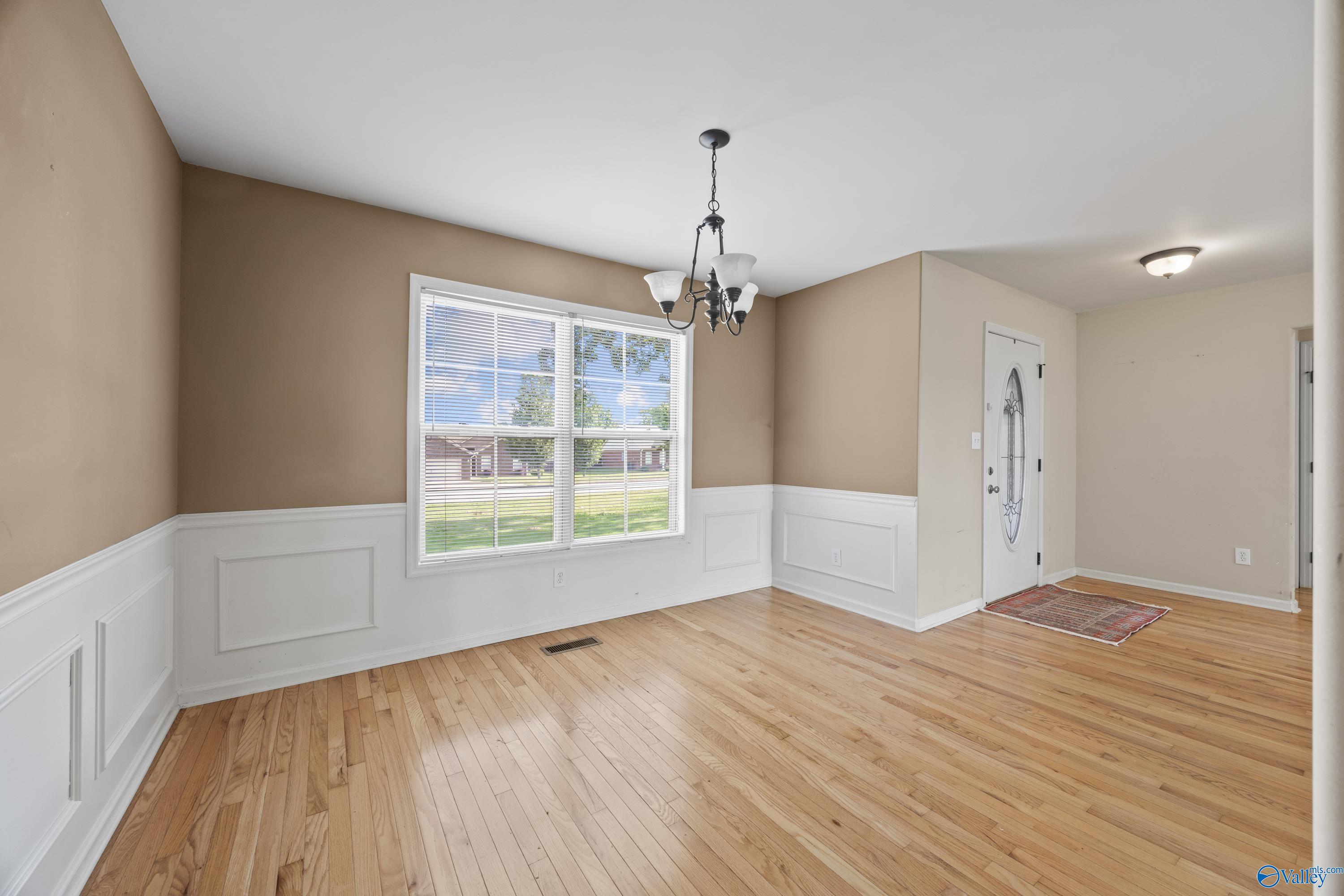 102 Landings Way Drive, Toney, Alabama image 9