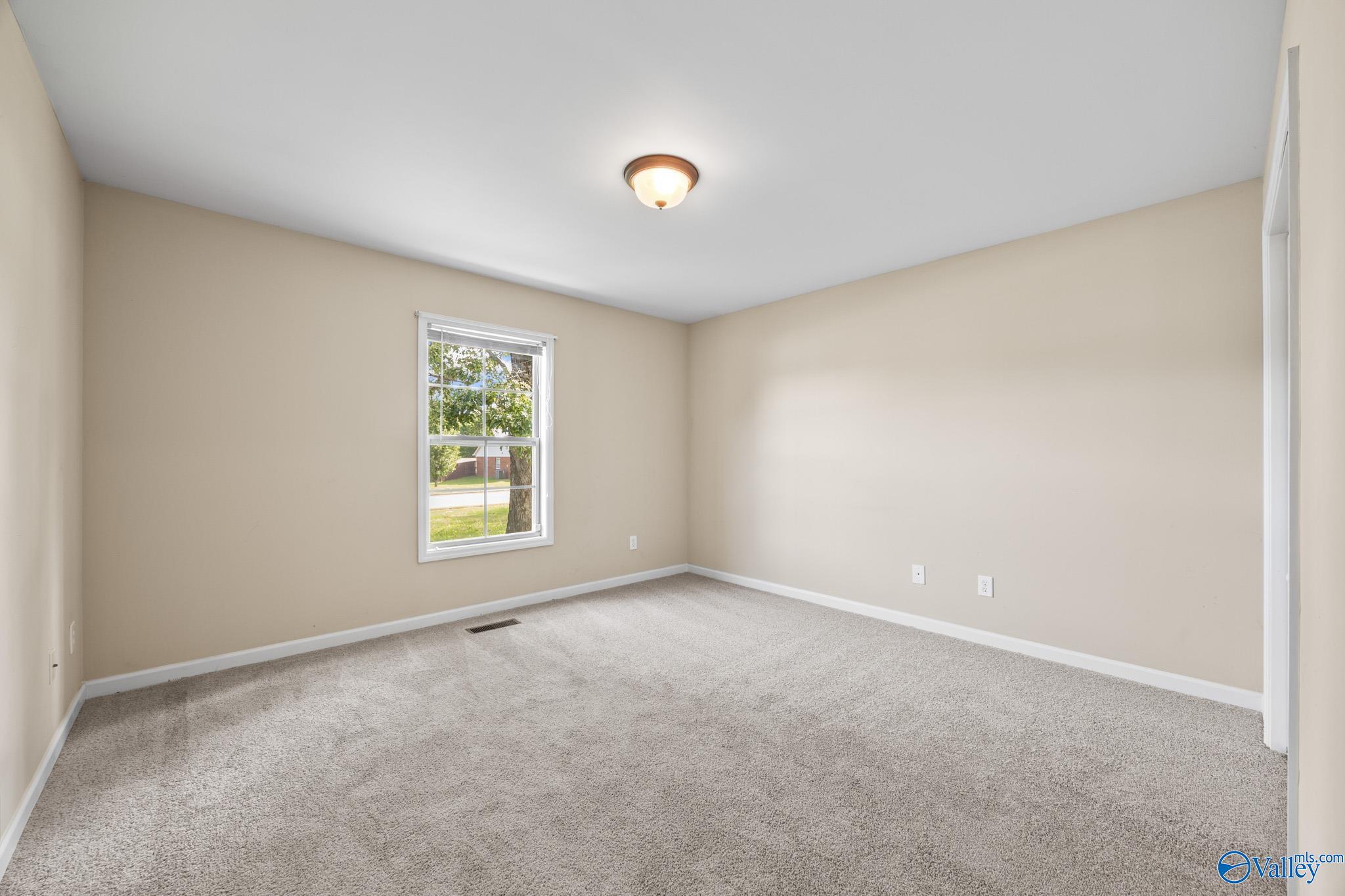 102 Landings Way Drive, Toney, Alabama image 25