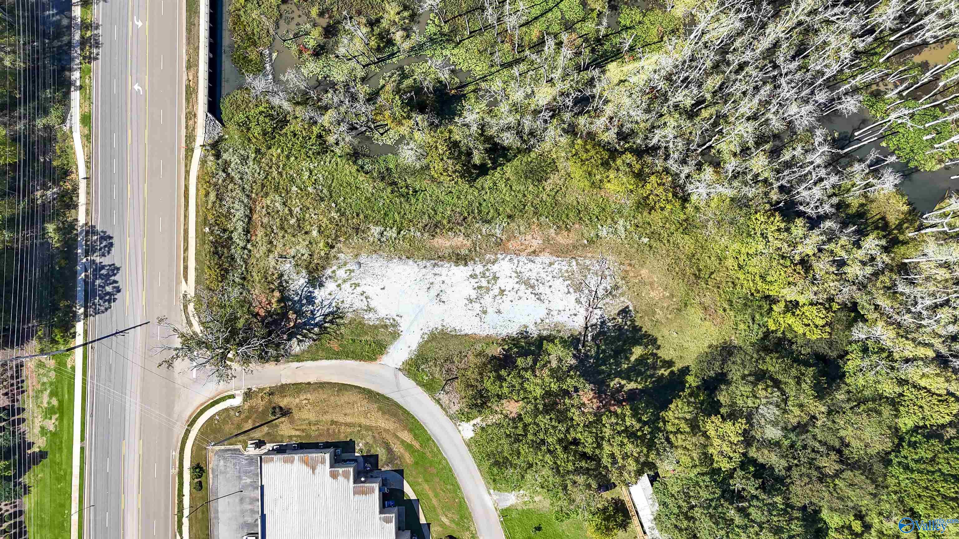 233 Williams Circle SW