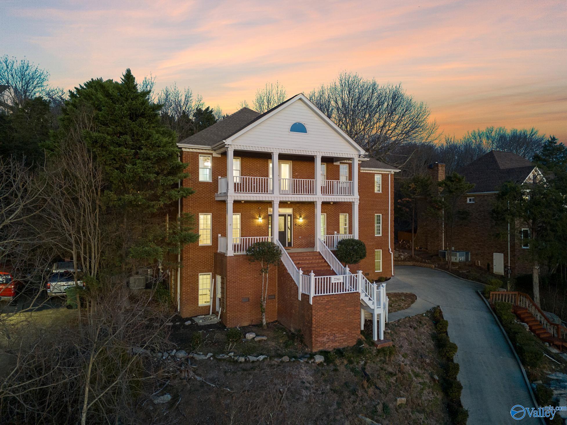 2732 Wynterhall Road, Huntsville, Alabama image 43