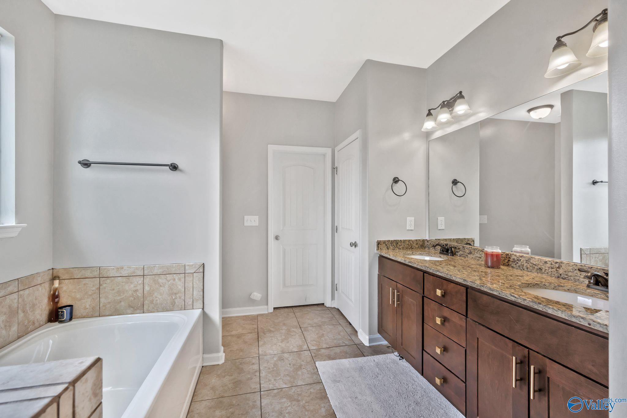 116 Santa Maria Drive, Huntsville, Alabama image 31