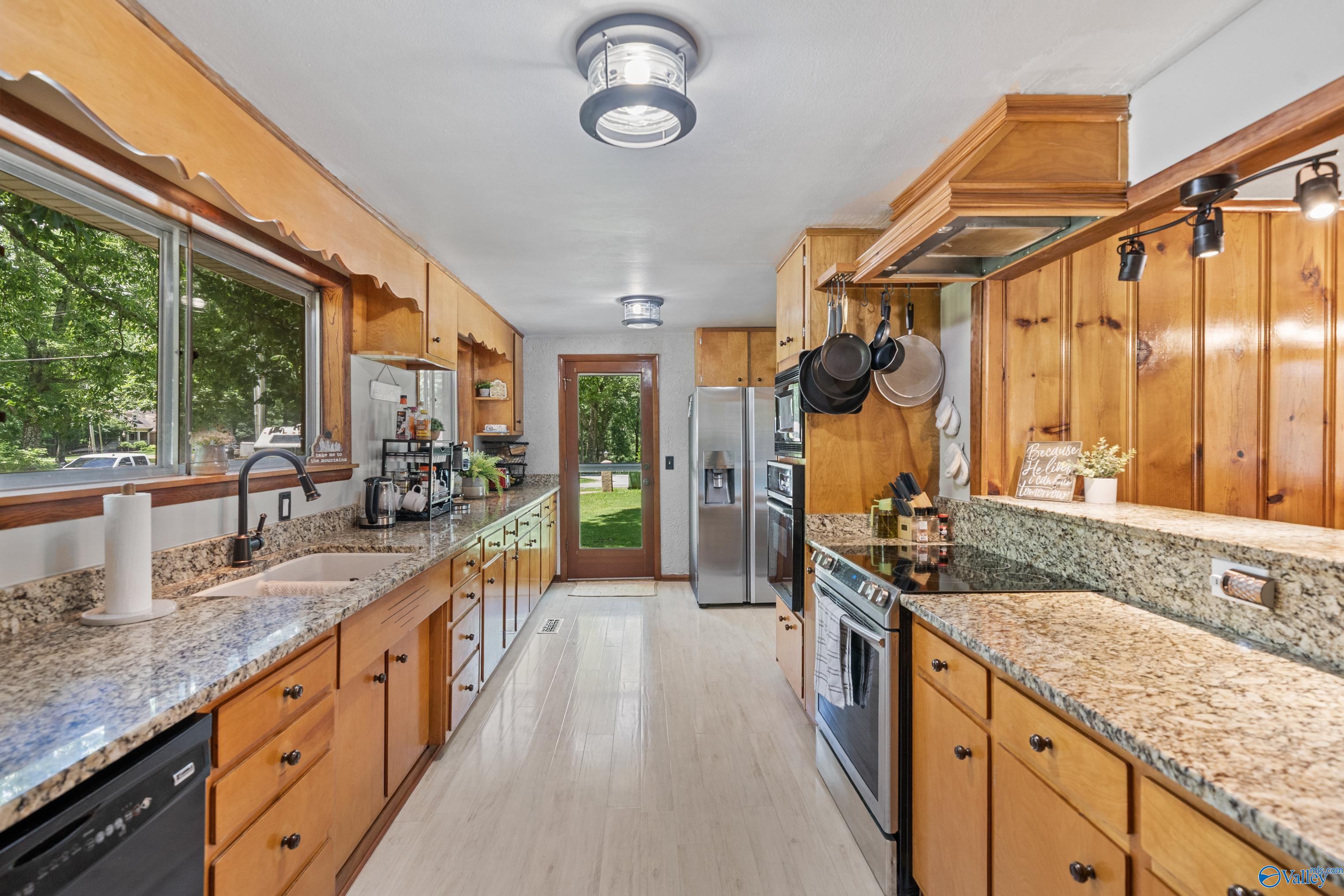 5112 Riverview Drive, Huntsville, Alabama image 15