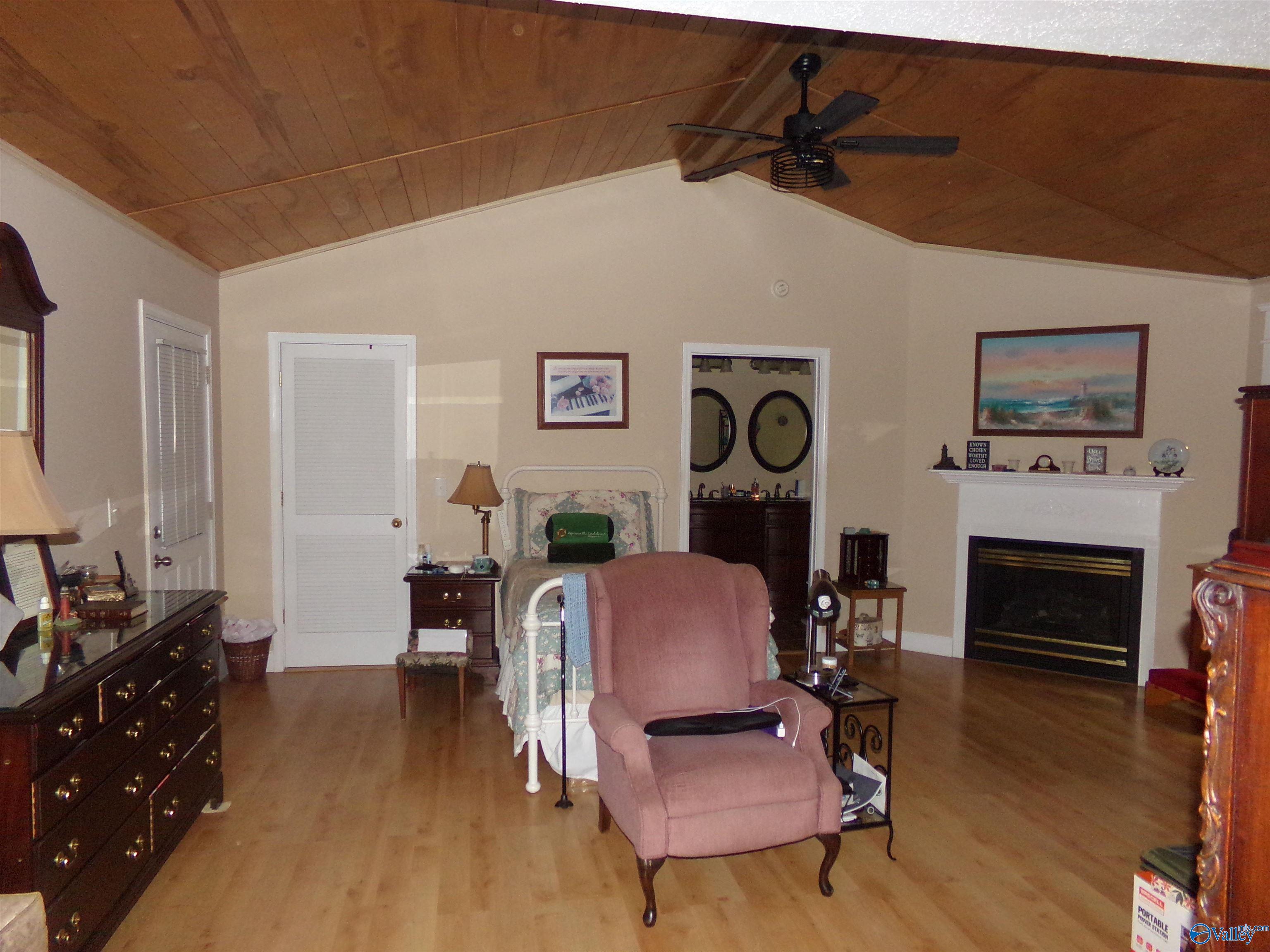 32 NE 6th Street, Arab, Alabama image 6