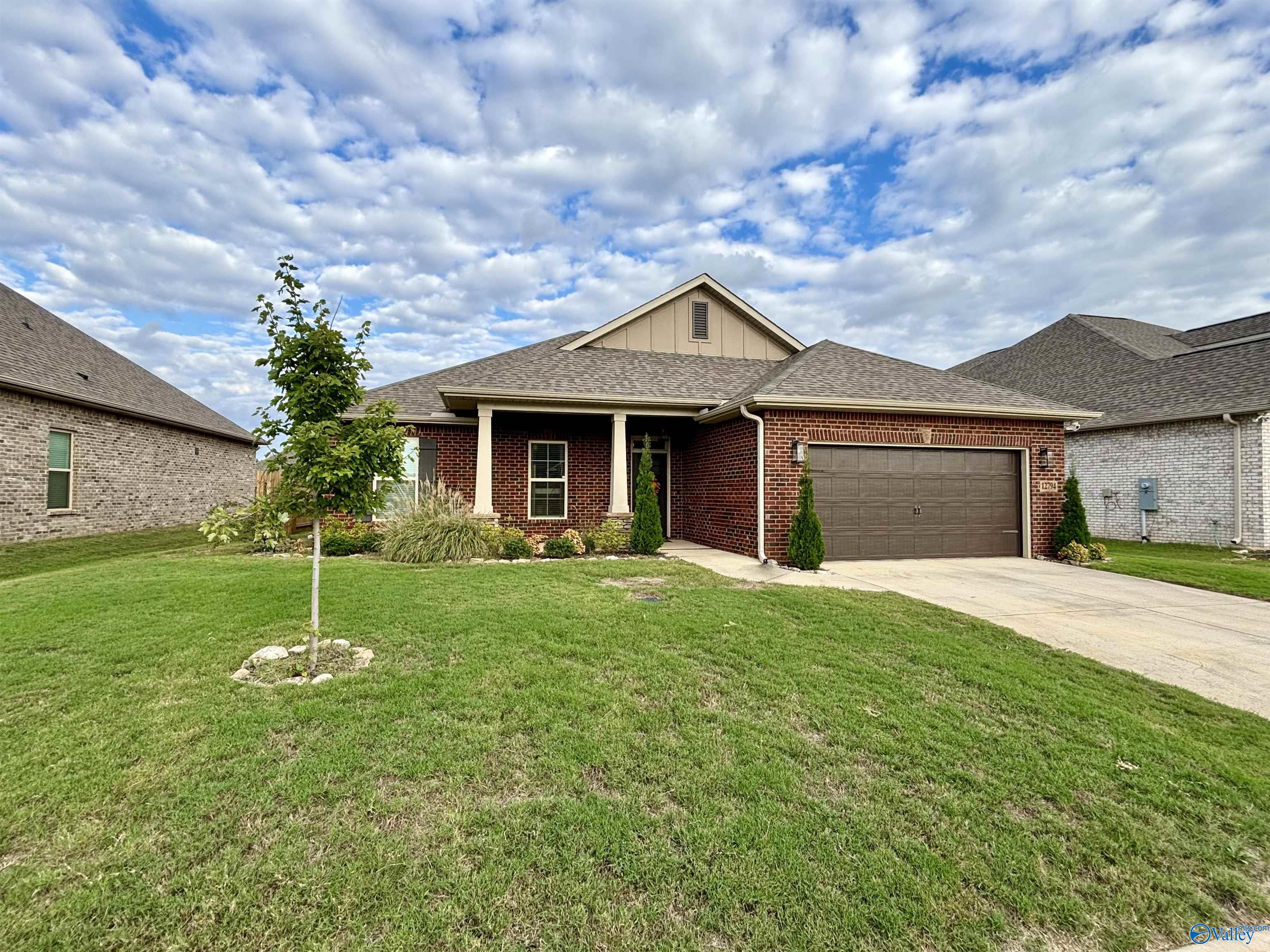 12794 Hudbug Drive, Madison, Alabama image 1