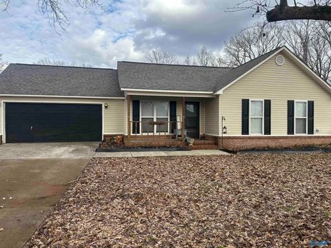 103 Shadow Oak Circle New Market AL 35761