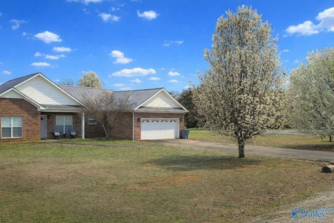 Photo of 10 Sonya Lane, Florence, AL 35633 (MLS # 21911807)