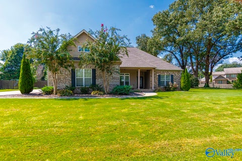 Homes For Rent - 100 River Meadow Way<br/> Huntsville, AL 35811