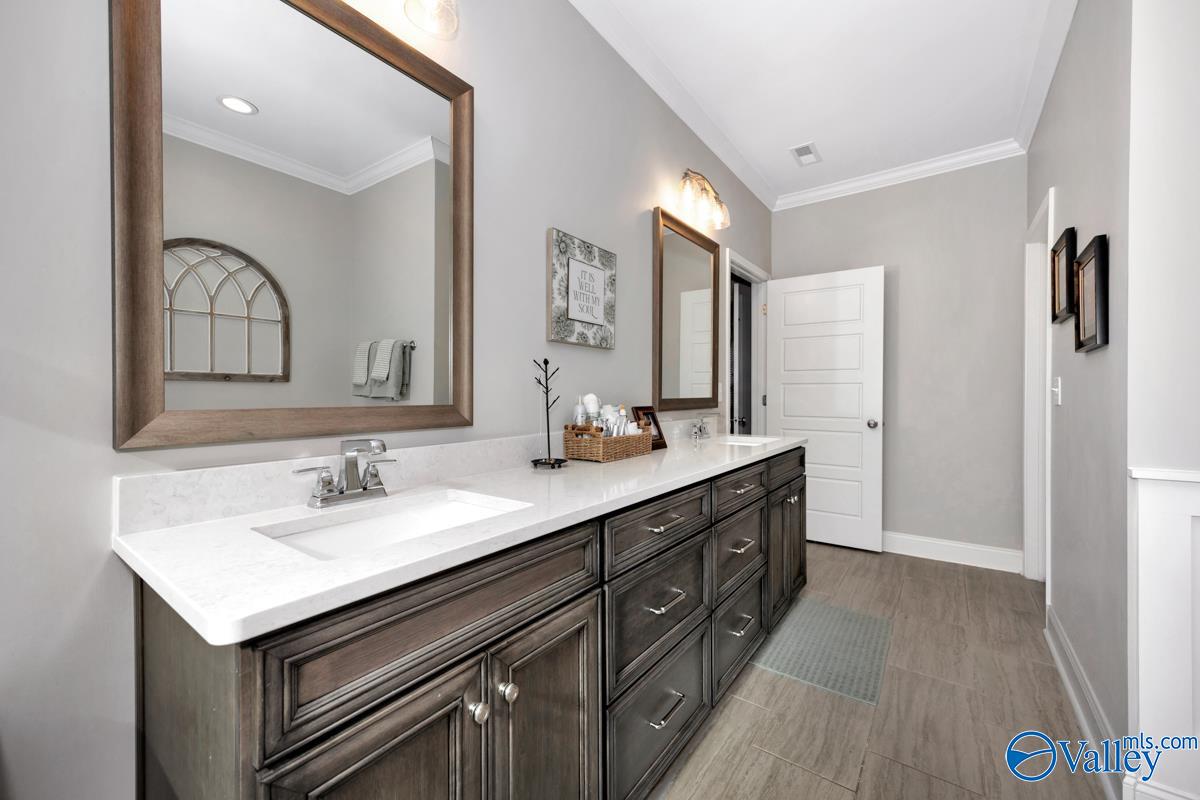 7604 Flint Crossing Circle, Owens Cross Roads, Alabama image 16