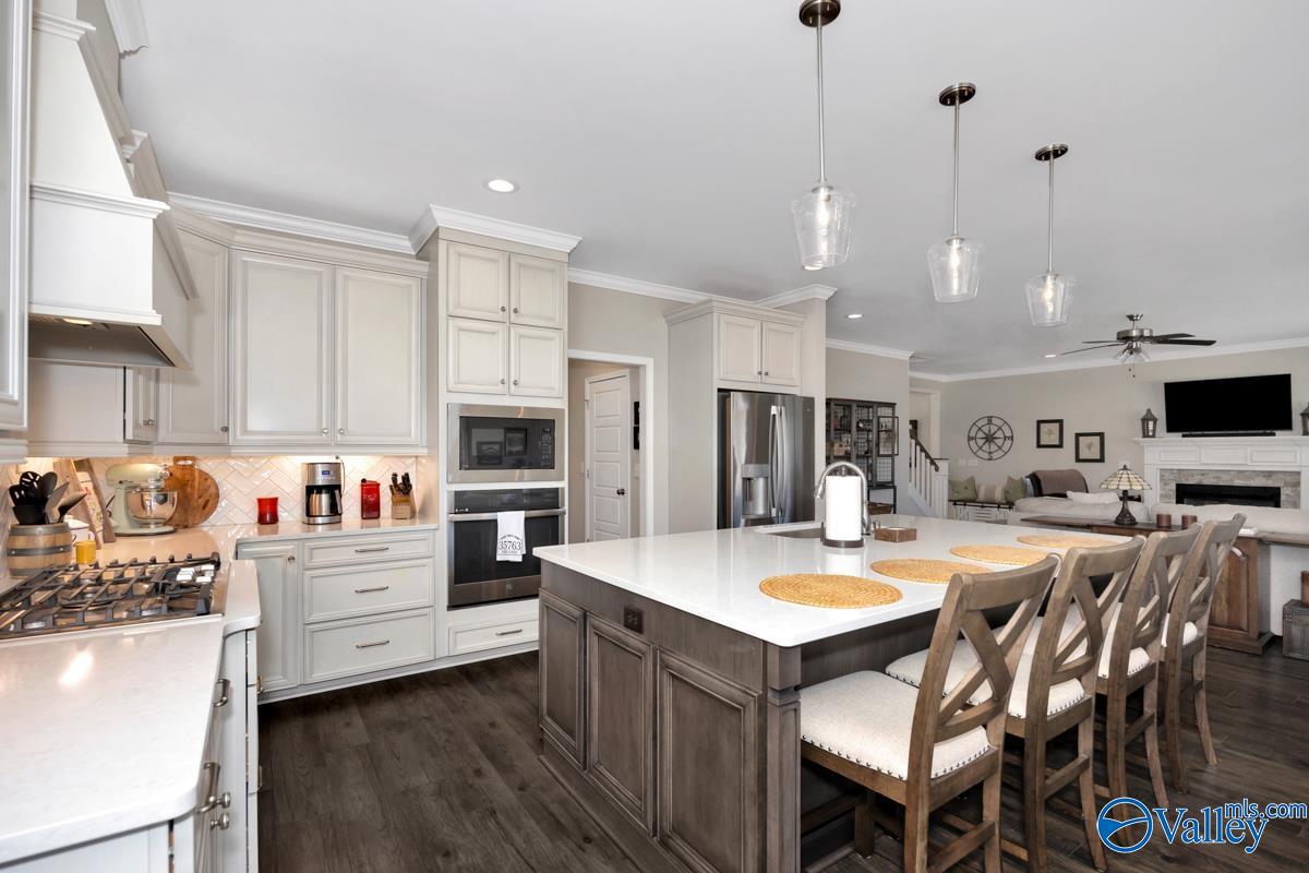 7604 Flint Crossing Circle, Owens Cross Roads, Alabama image 11