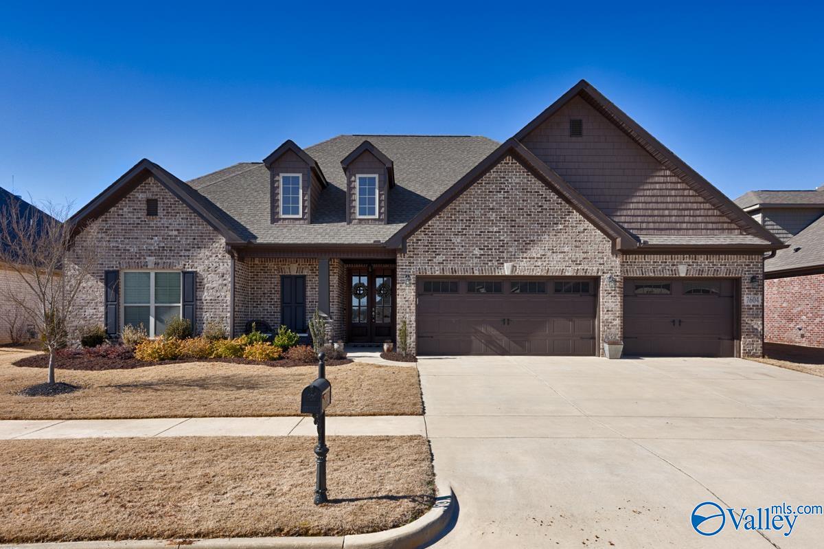 7604 Flint Crossing Circle, Owens Cross Roads, Alabama image 1