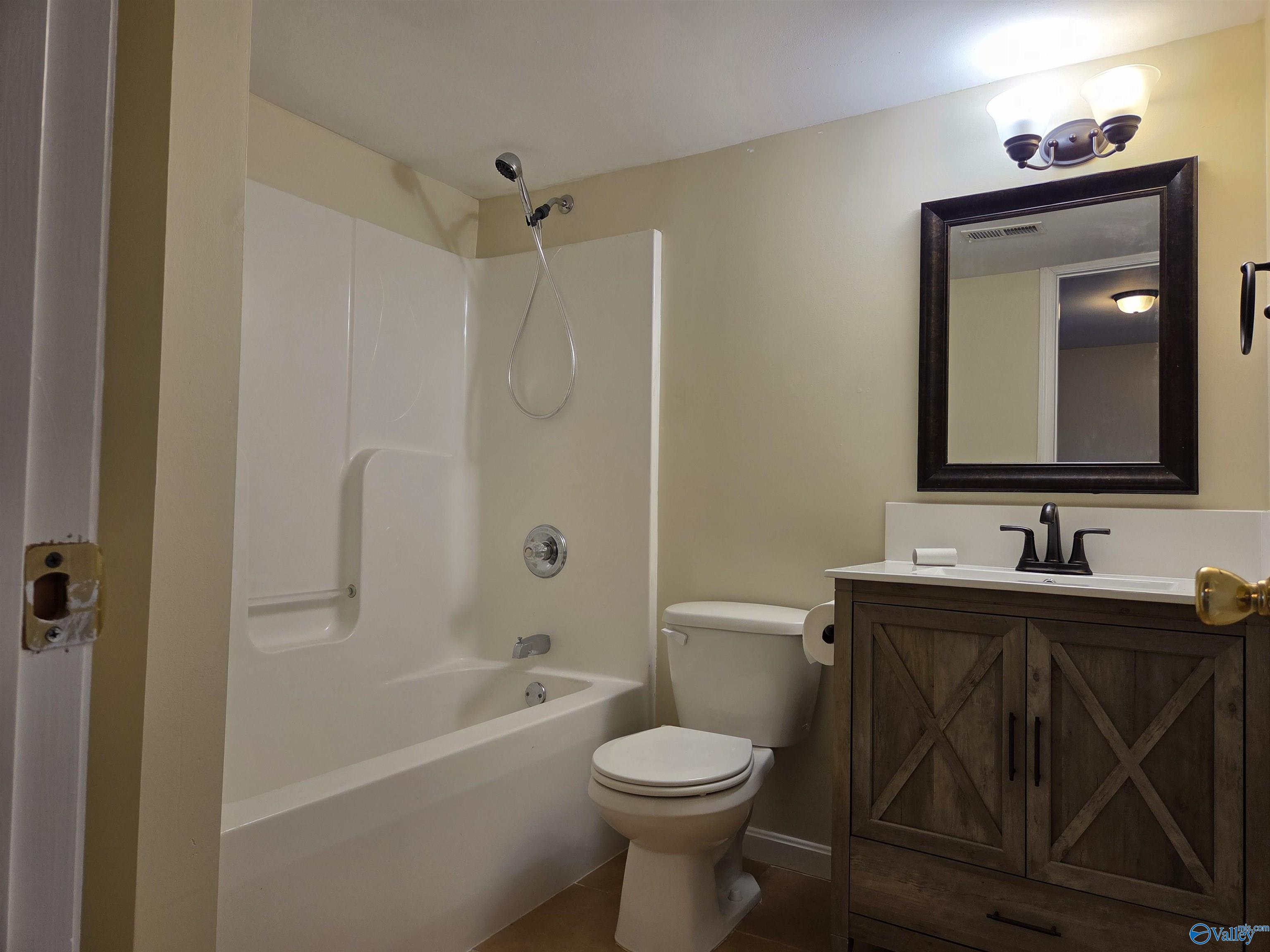 1713 Oakwood Avenue, Huntsville, Alabama image 10
