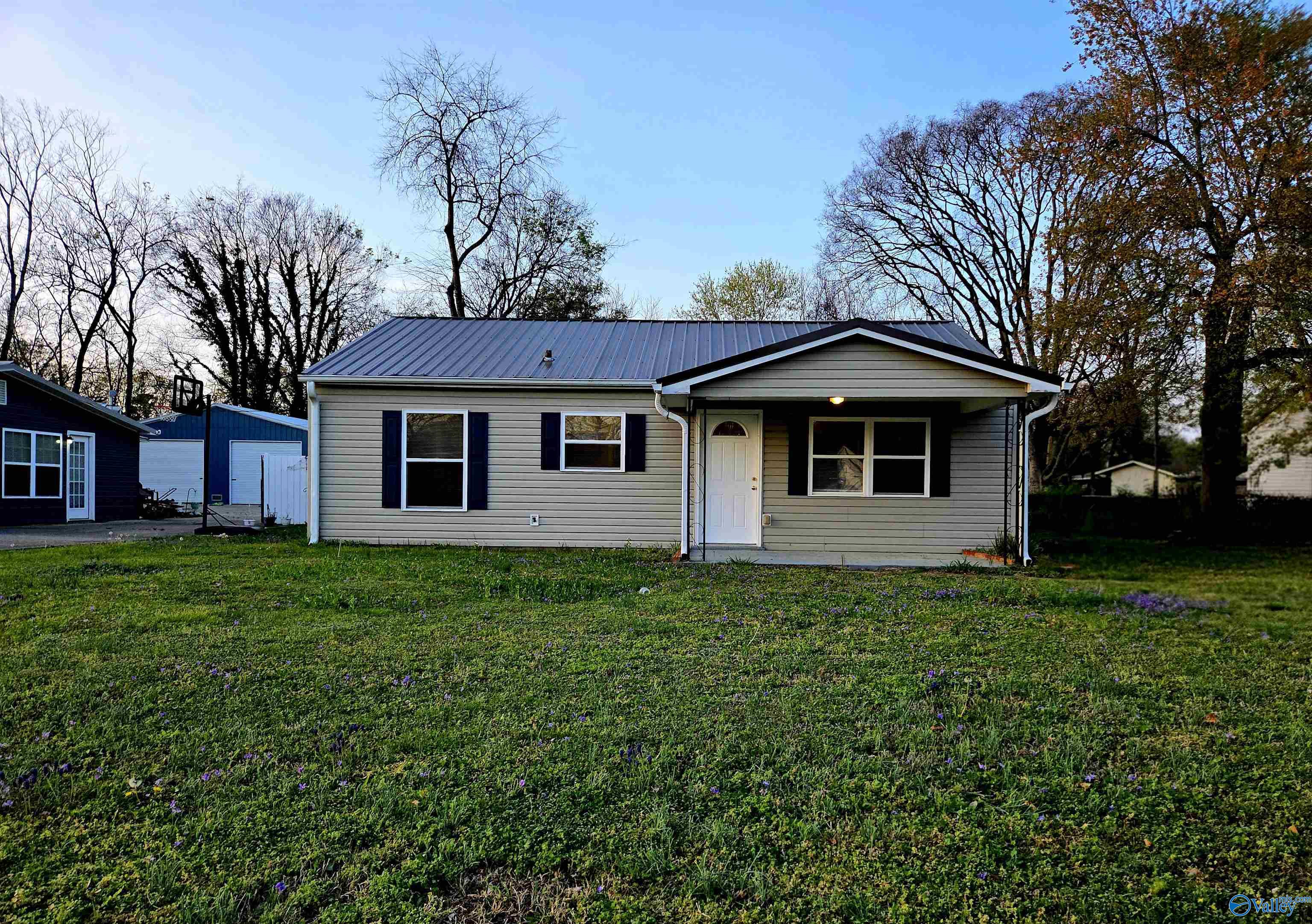 1713 Oakwood Avenue, Huntsville, Alabama image 1