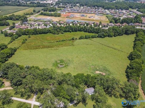 Vacant Land For Sale - 10.4 ACRES Jeff Road<br/> Huntsville, AL 35806