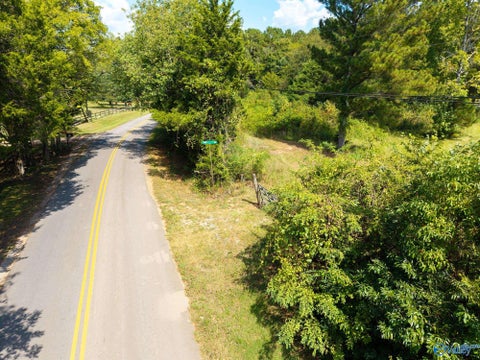 Vacant Land For Sale - 8 ACRES Lower Dry Creek Road<br/> Laceys Spring, AL 35754
