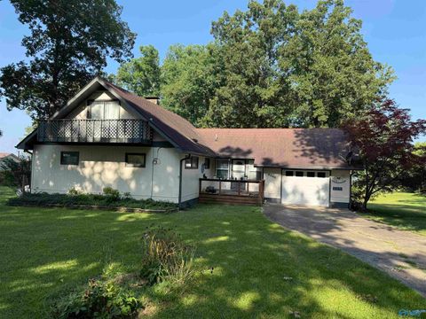 Homes For Sale - 6040 Kelly Street<br/> Cherokee County, Cedar Bluff, AL 35959