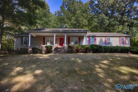 Homes For Sale - 29636 Veto Road<br/> Elkmont, AL 35620