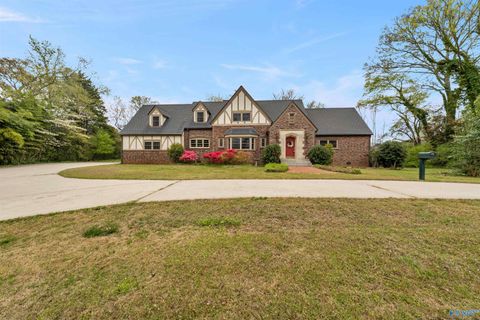 Homes For Sale - 509 S Scott Street<br/> Jackson County, Scottsboro, AL 35768