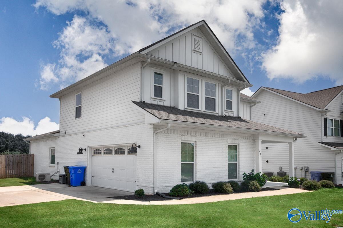 444 Summit Lakes Drive