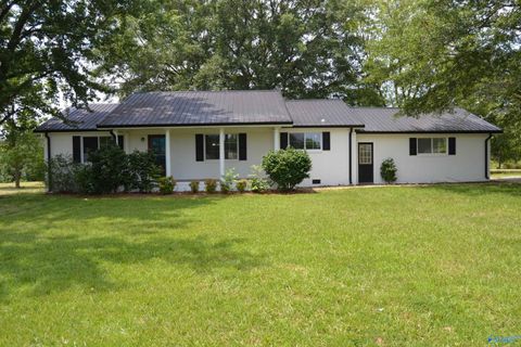 Homes For Sale - 3720 Tidmore Bend Road<br/> Etowah County, Gadsden, AL 35901