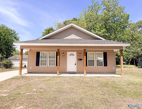 Homes For Sale - 802 Raley Street<br/> Gadsden, AL 35903