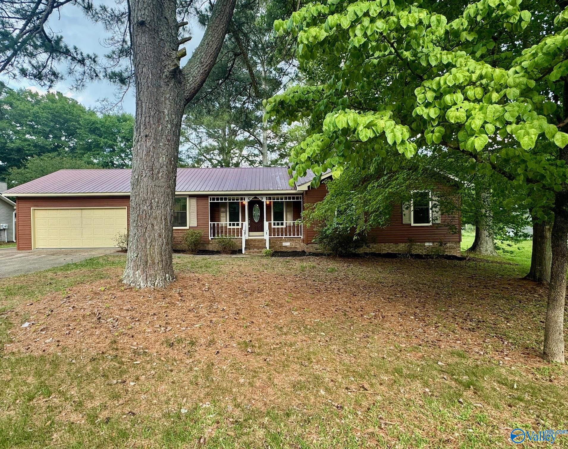 509 Honeysuckle Lane