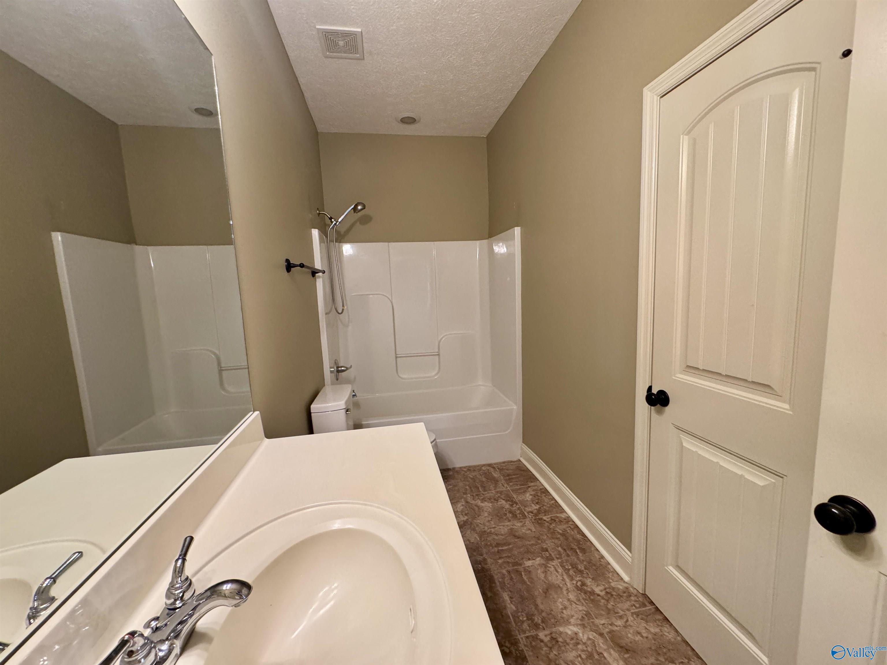 21946 Williamsburg Drive, Athens, Alabama image 38