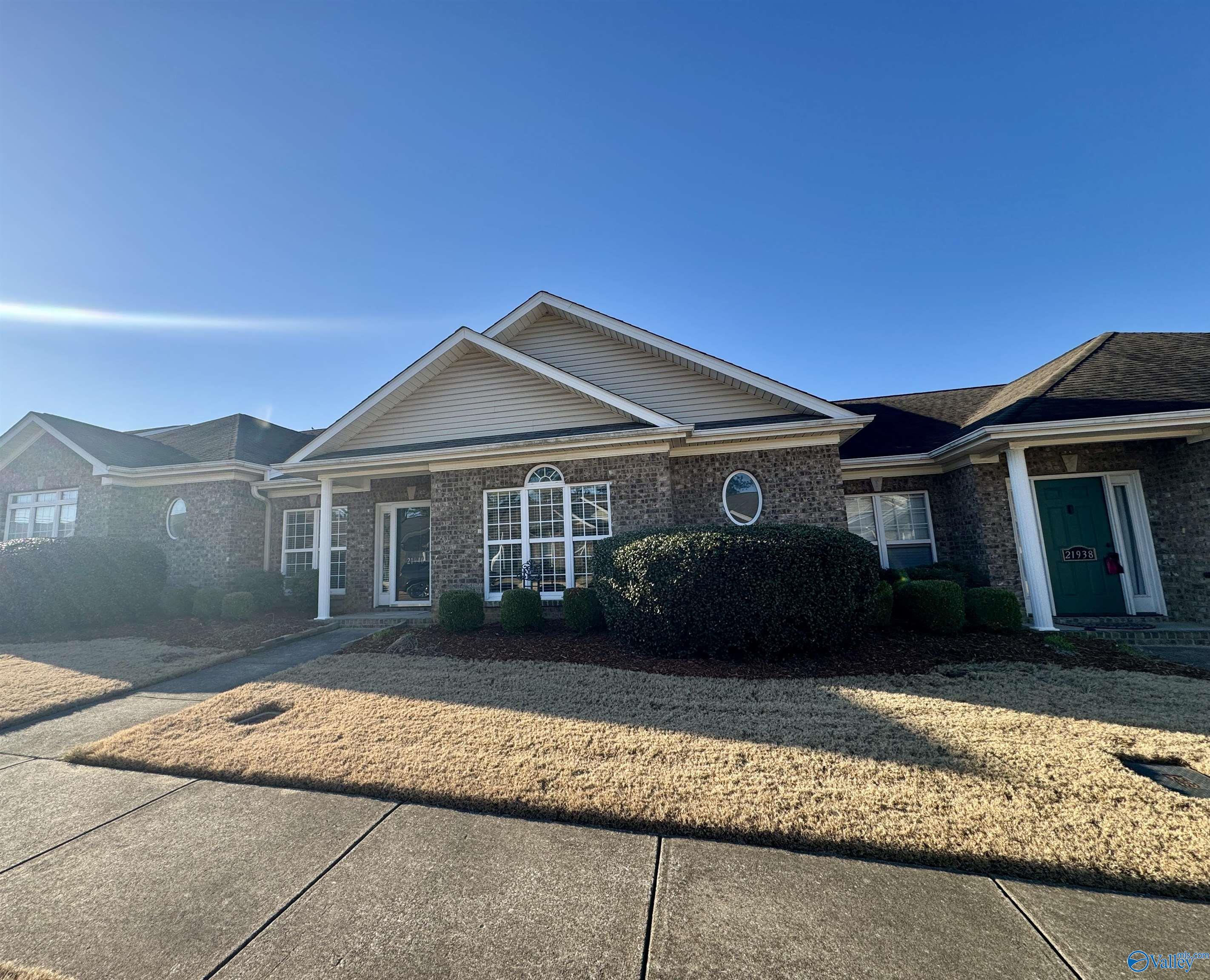 21946 Williamsburg Drive, Athens, Alabama image 3