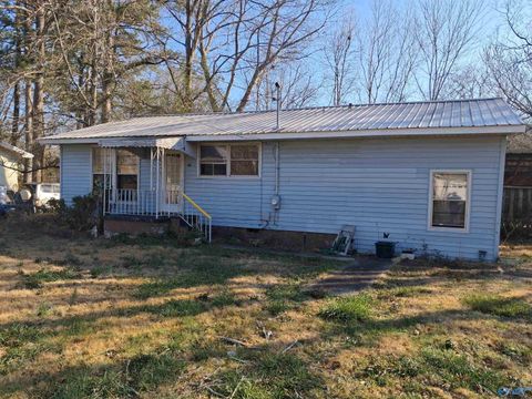 Apartment For Sale - 500 4th Street<br/> Arab, AL 35016