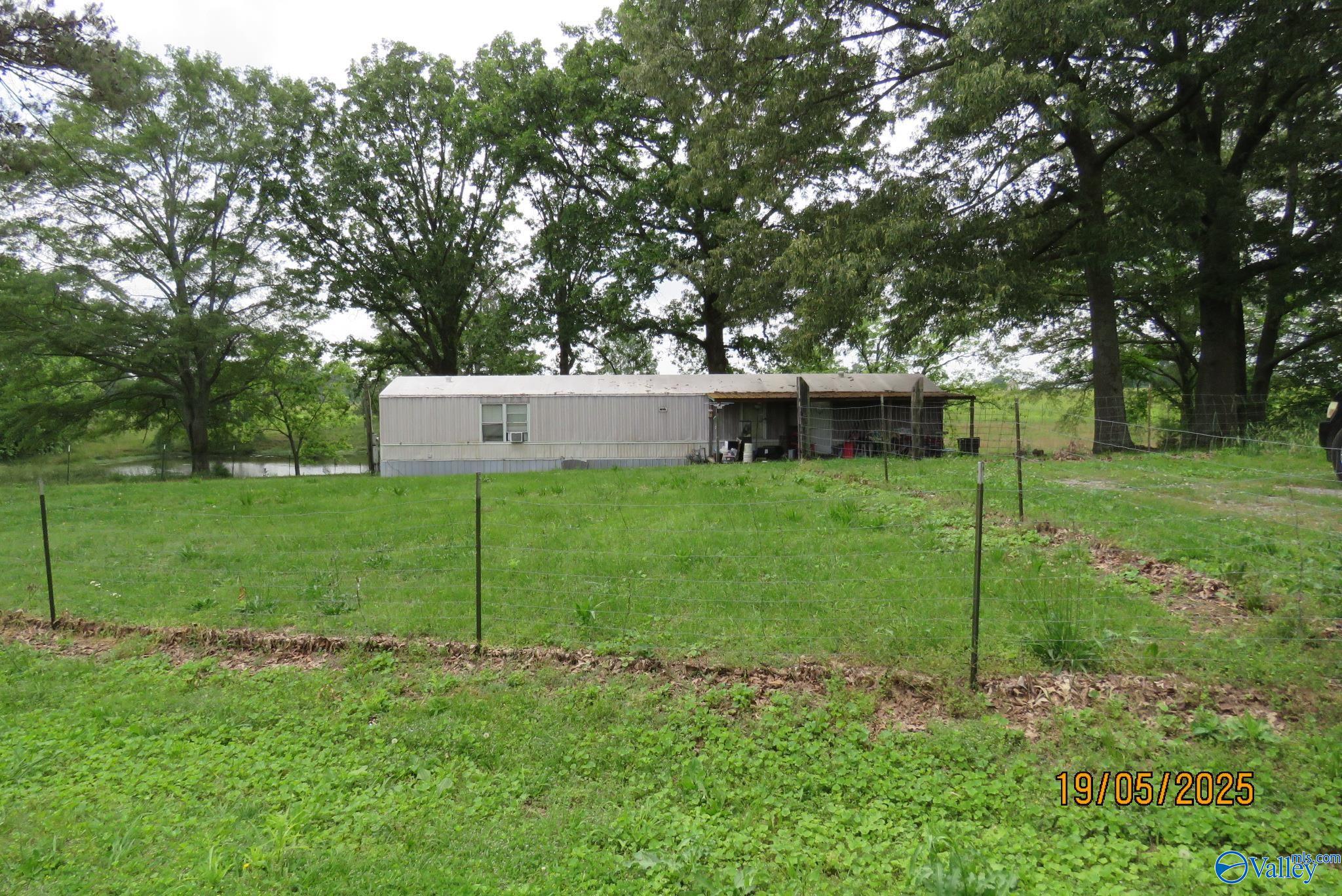 835 New Clear Creek Road, Boaz, Alabama image 1