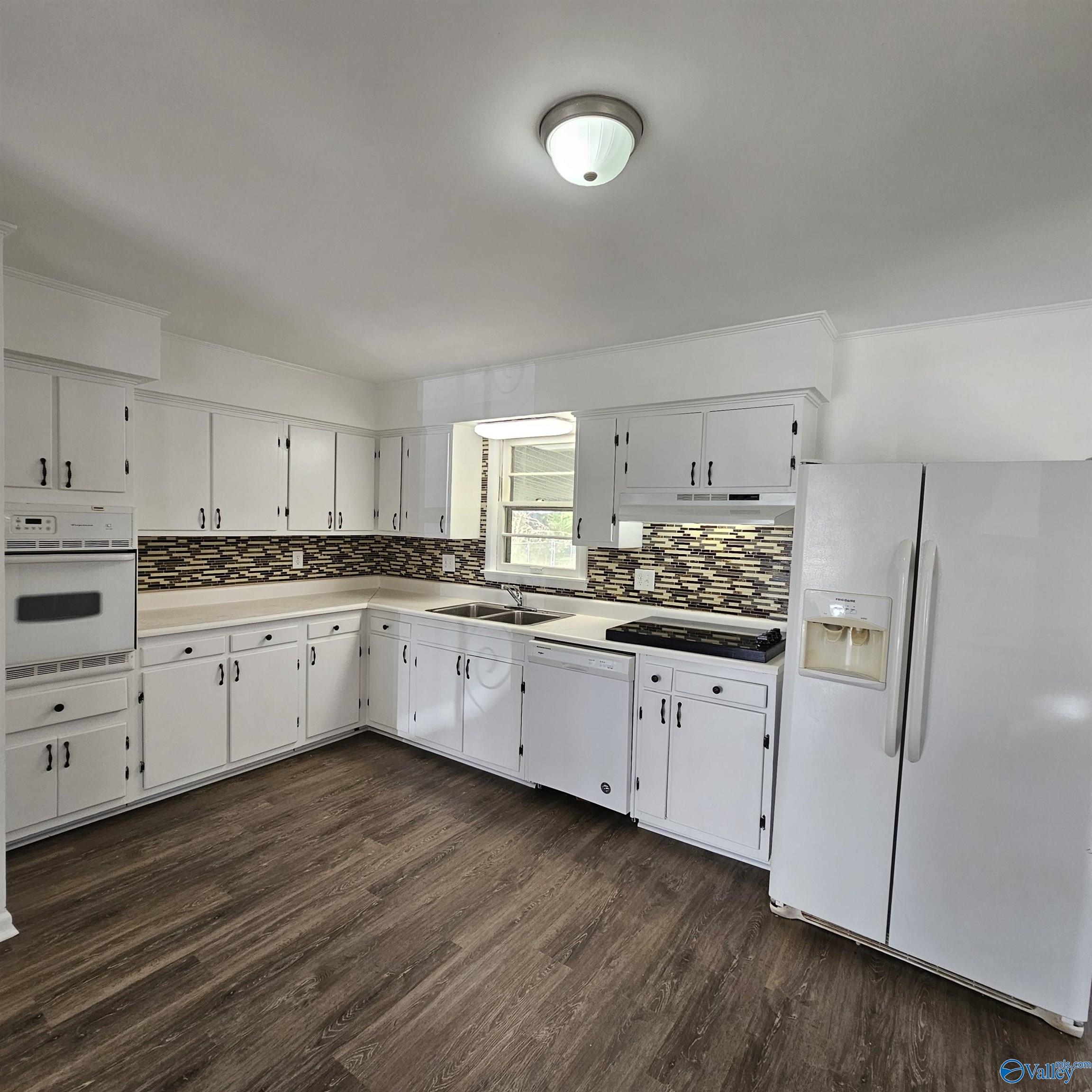 1606 Chenault Drive, Decatur, Alabama image 4