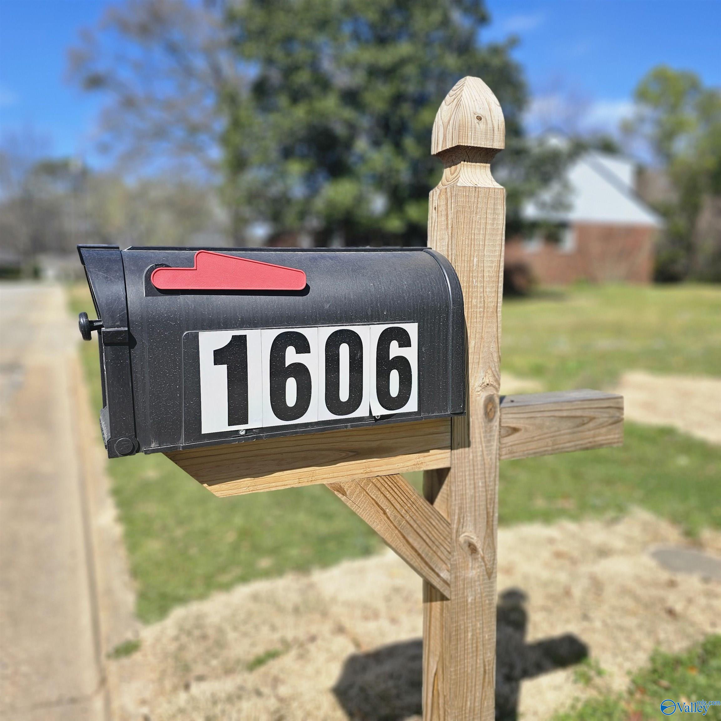 1606 Chenault Drive, Decatur, Alabama image 2
