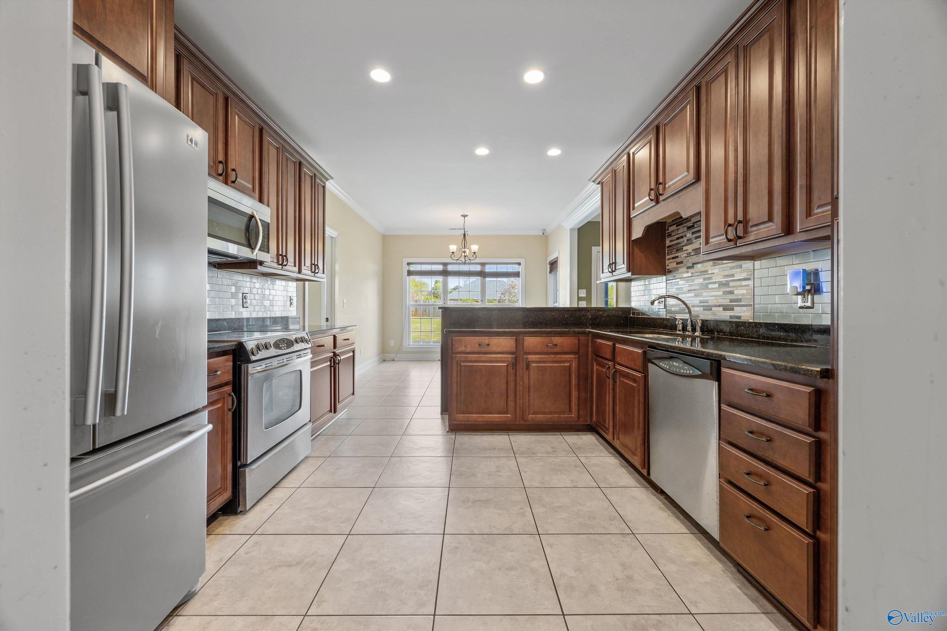 25640 Gray Stone Drive, Madison, Alabama image 14