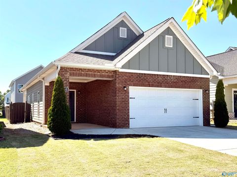 Homes For Sale - 1033 Highgrove Heights<br/> Harvest, AL 35749