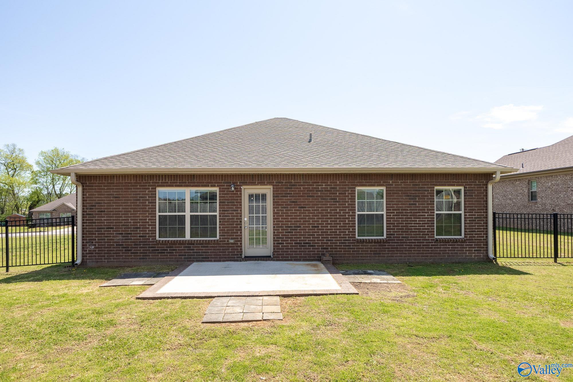 20537 Sabrina Lane, Athens, Alabama image 27