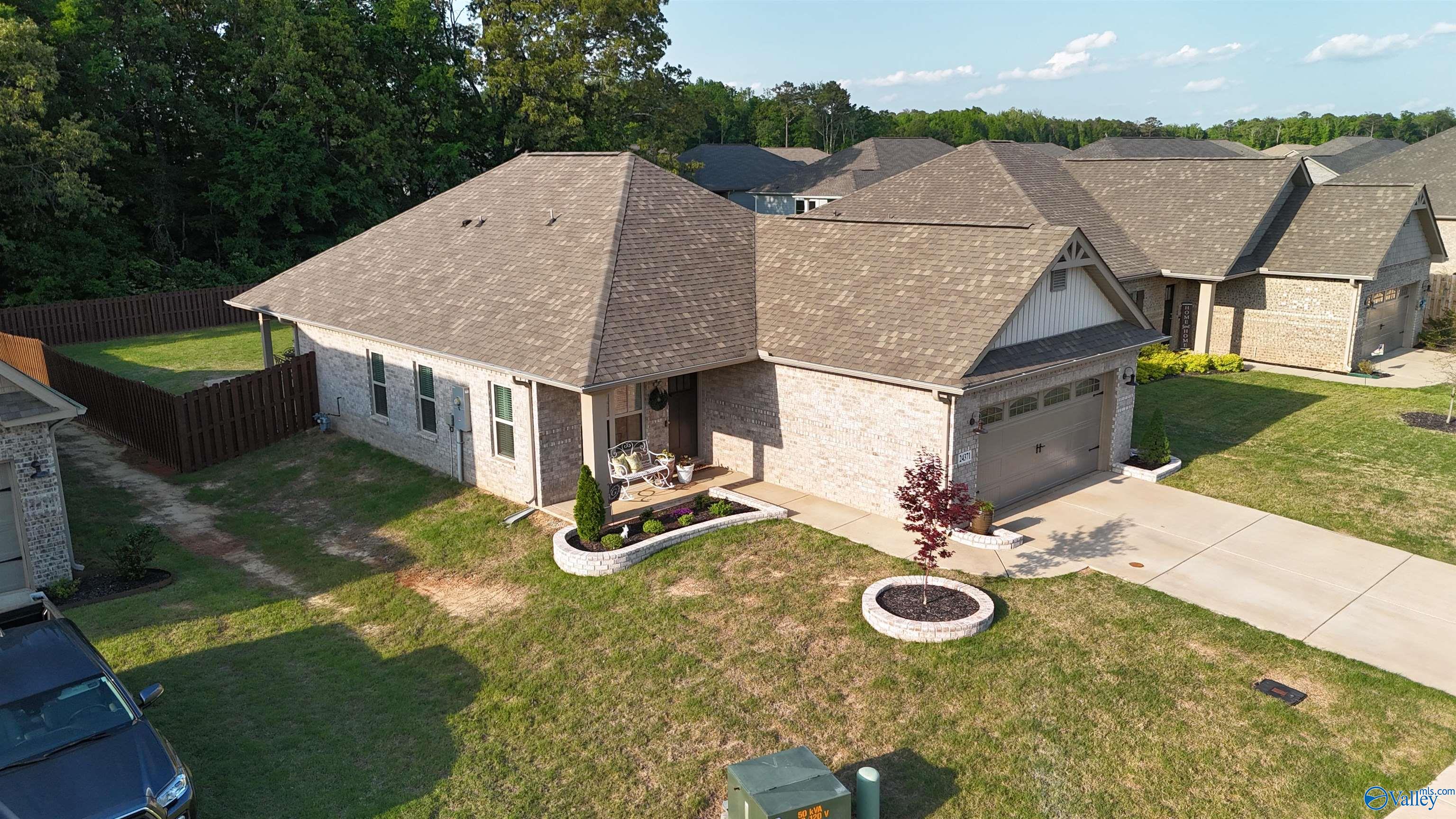 24371 Costello Drive, Athens, Alabama image 33