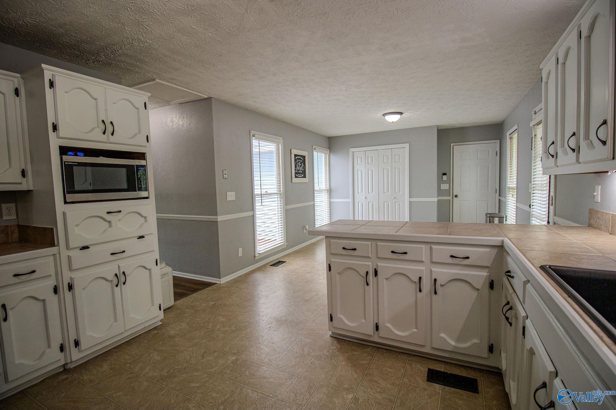 1228 Valleywood Road, Oxford, Alabama image 41