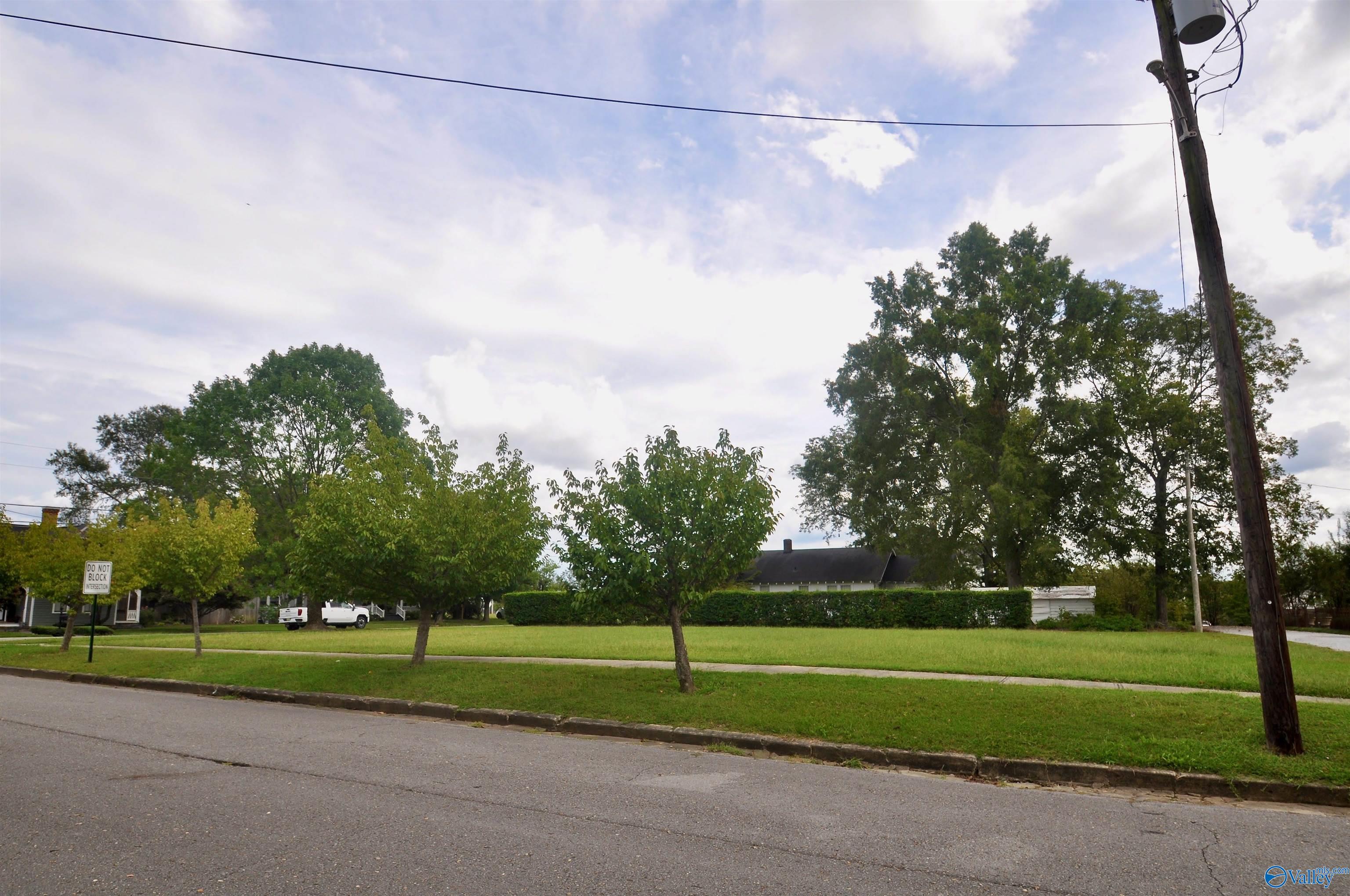 201 SE 6th Avenue