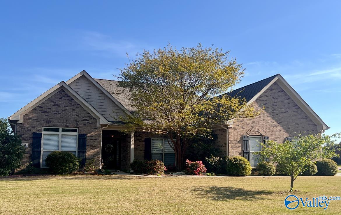 6701 Mceachern Lane, Owens Cross Roads, Alabama image 1