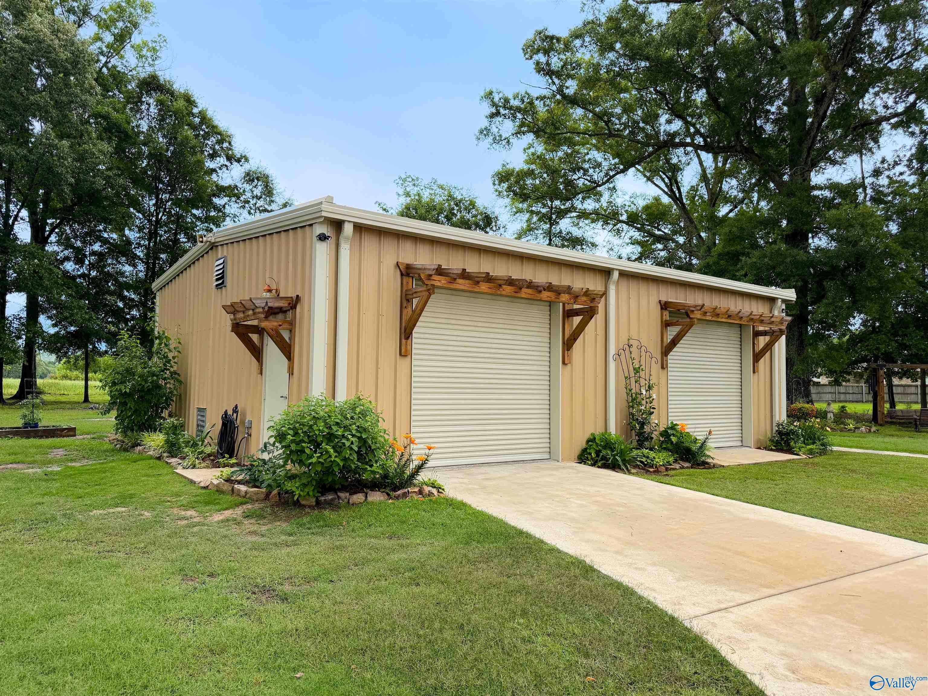 3526 South Chapel Hill Road